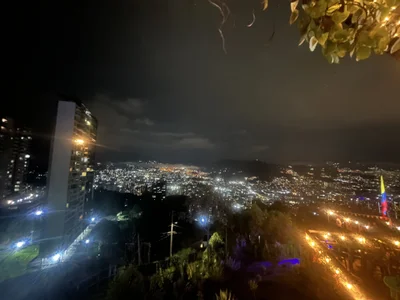 valerieharris One night in Medellin 圖片 3