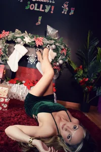 Anttonia_Rose Merry Chritsmas Pic 6