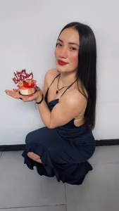 Scarlett__Fox__のMY SPECIAL BIRTHDAY #23♥の 2枚の写真