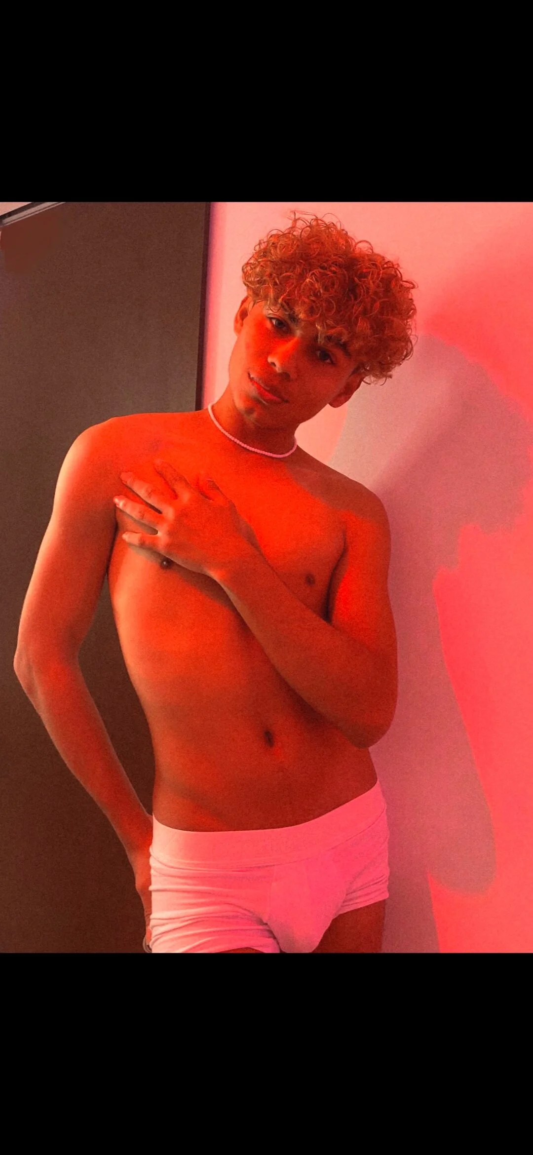 Anyelo_Twink Foto en Tendencia 8860