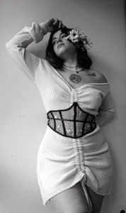 MargoVisper's XXX naaktfoto('s) 4