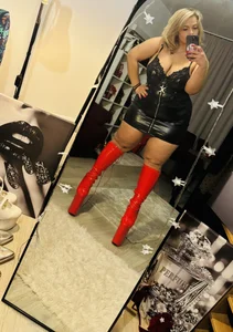 ZoeMesmerize red high boots mixed with leather lace tight dress. no underwear🫦 Poză 7