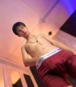 ryan_luki Public Pic