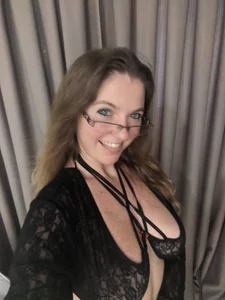 lou_roar Public  8টি ছবি