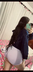 CatalinaLopez_ “Cute face, nice vibes 💗” Immagine  8