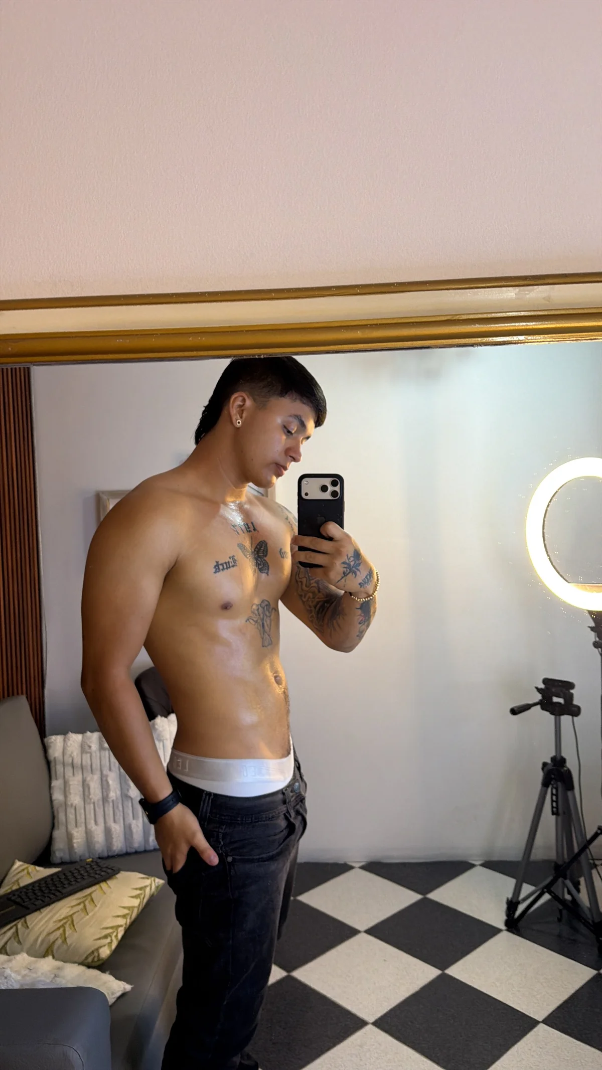 Cristopher_strong Trendaava kuva 633