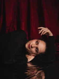 AnnyThompson_ Natürliches Mädchen Pic 4