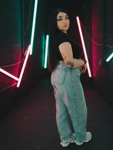 LilithEsme Public Foto