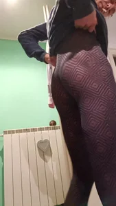 LeleaLatina Public Pic 3