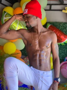 AroonsexyboyのSummer! 🍍🍉🍋😋の 2枚の写真