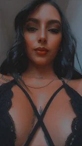 AmyEvans12 Public Pic 3
