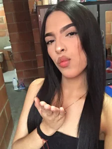 valery_restrepoYOUR VALERY💋 Bild 2