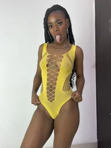 Anaa_Foxx_ Sexy in yellow 💛 Pic