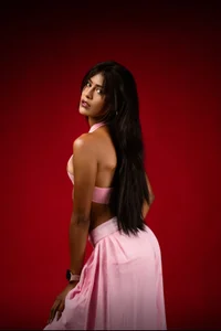 Zyrelia_Vael Public Pic 3