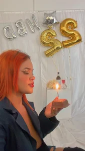 CAMILA--REYのmore of 22の 3枚の写真