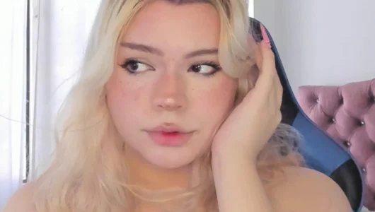 Public de Maxxxine1  3 Imagens