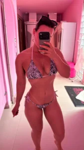 tanned and perfect body de valery_fitt Foto 2