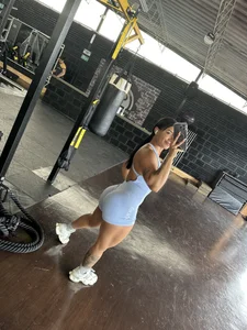 kendall-ewers Good girl slika 2