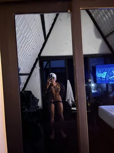 Beautiful night ✨🔥 od billi_adamzz  3 snímek