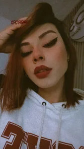 Lilith_Zamara_ surprise yourself with style but seductive with your eyes 사진