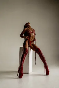 Loona_Dancer Public slika 9