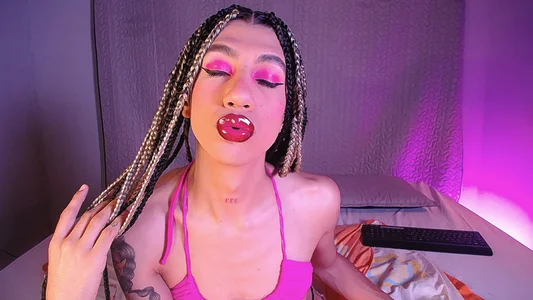 sofiaa_grey_ YOUR LITTLE BITCH Gambar 9