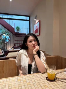 Nina866 Public Foto