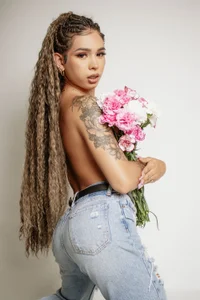 Samantha_Bernardo In the morning light ✨ Pic 7