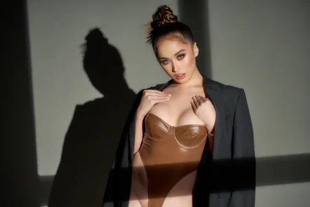 Carrie_Colbyxx: Public ( 4 фото)