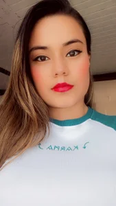 Leyla sexy