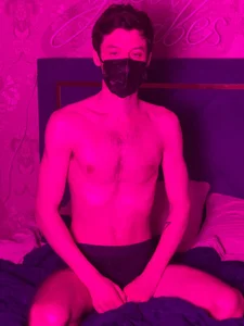 avxaes XXX nøgenfoto 1
