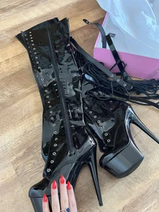 MistressMilana Gifts from My slaves Poză 8