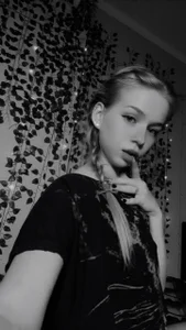 Very_Cute_Girl Public Foto