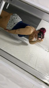 GiMilf Public зображення