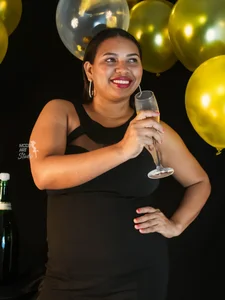 emily_greatboobs A BIG TOAST TO YOU Pic 3