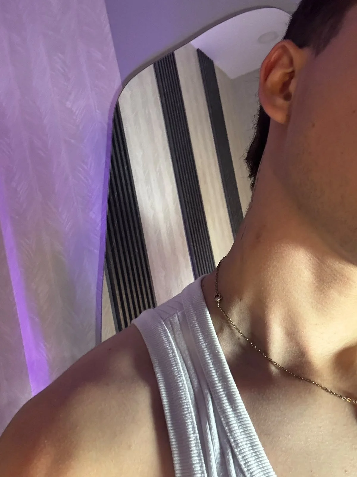 Трендове зображення  5122 Sammuel_Jones1