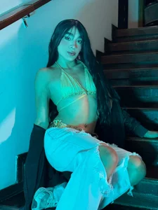 BritannyClaire Public Hình 4