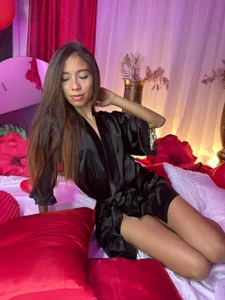 miss_elliot Valentine's Day 💗😍 Pic 7