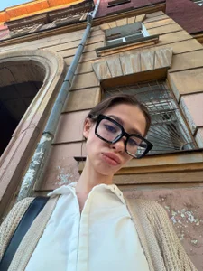 AnabelHun Just a casual day in my life Foto 4