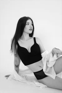 RosamariaLoron Public Pic 2