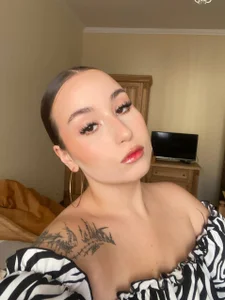 Public od _TR1X1E_  snímek