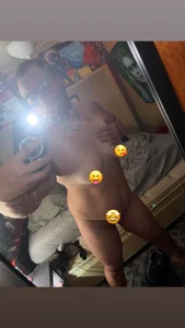 OpenBookHere's XXX Nude Photo 1