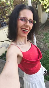 chillimonia 👑💞Mein heutiges Outfit in rot und weiß 💞👑 টি ছবি