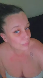 London-MollyXX Public Pic 2
