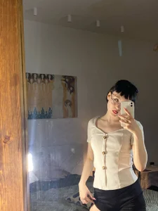 TheaQuill Public Pic 8