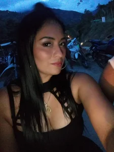 CatleyaSmith Public Pic