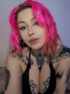 divine_eve Public Pic 8