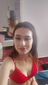 JuliaHunts: Do you like how my new room looks ? ( 4 фото)