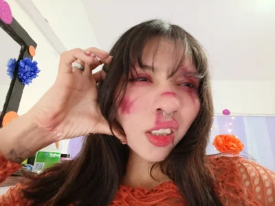 Carlacutte 🧡🎃🔥 Kuva 3