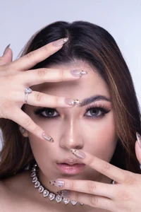 AbbyJackson_ GLAMOUR Bilde 2